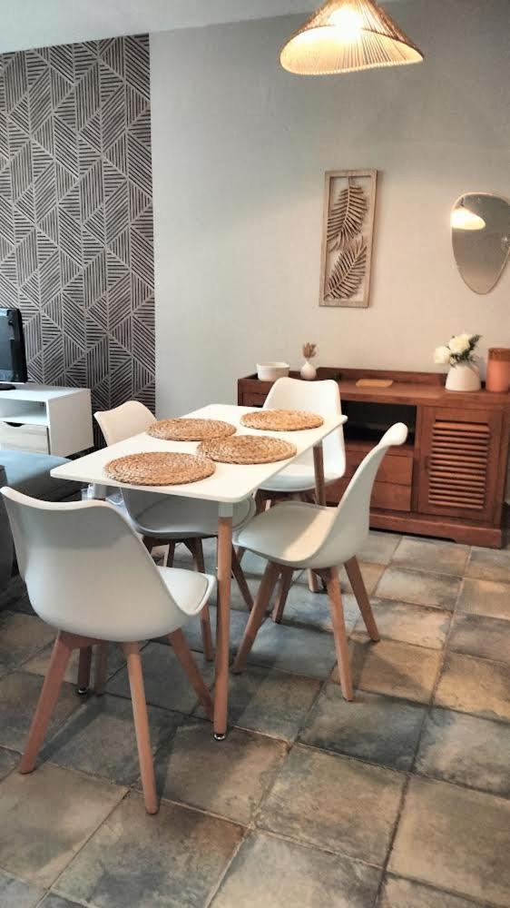 Apartmán Chez Sabrina Oloron-Sainte-Marie Exteriér fotografie
